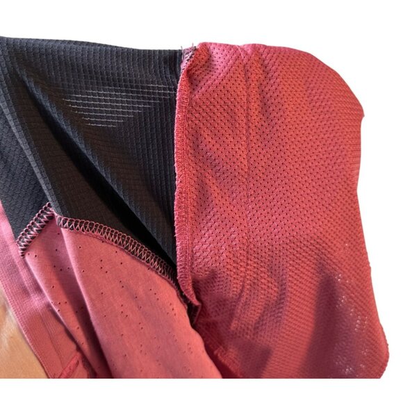 Skora Pacer Shorts 5 Inch Mens M Quick Dry Athletic Shorts Red Moscato Chambray - Picture 13 of 16